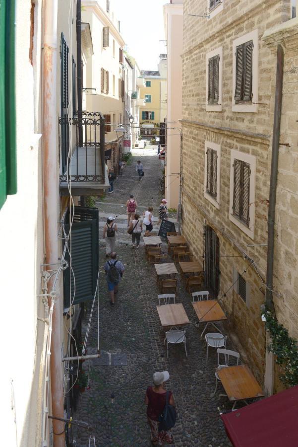 Old Town Secret Garden Apartment Alghero Ngoại thất bức ảnh